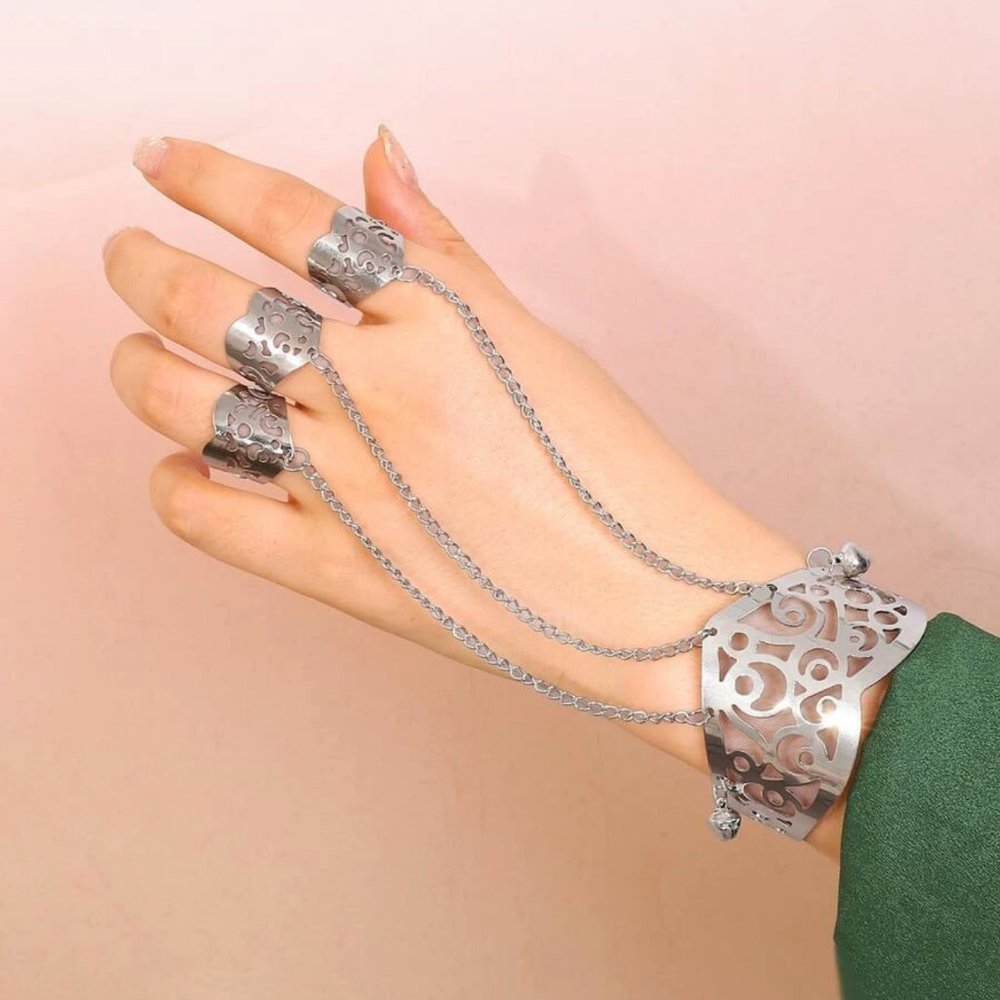 🔮 2 for $40 🔮 Silver Bracelet with Link Chain Rings Medieval Gothic Cuff